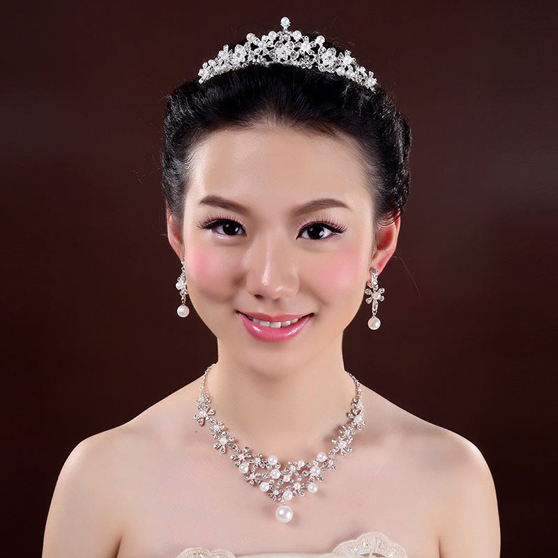 Bridal headdress, three sets of crystal flower necklace, diamond earrings, European and American Wind crown, wedding jewelry